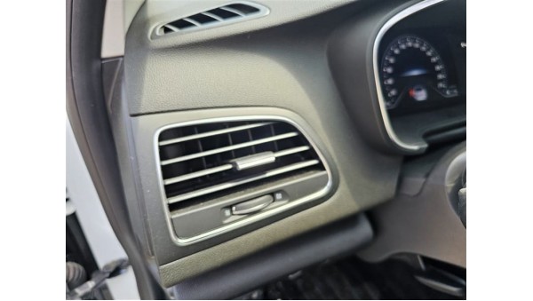 Renault Megane 4 kalorifer ızgarası